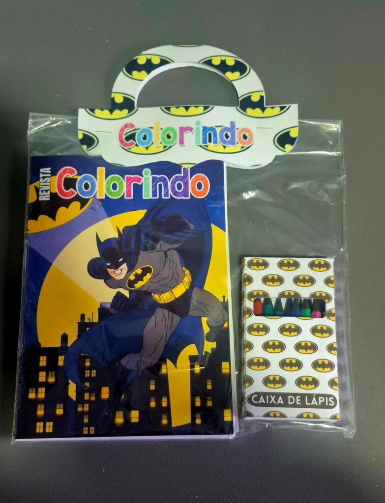 kit 1 Livro de colorir tema de sua escolha + Lápis ou Giz
